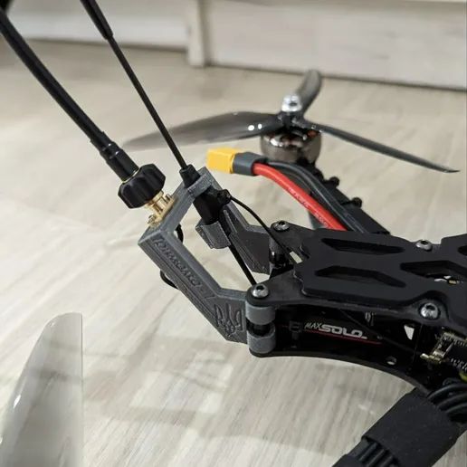 Тримач антен до APEX HD 7" FPV